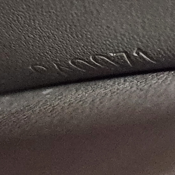 Louis Vuitton Epi Leather Poivre 6 Ring Key Holder Pepper Card Gray Case Cles - Picture 10 of 10